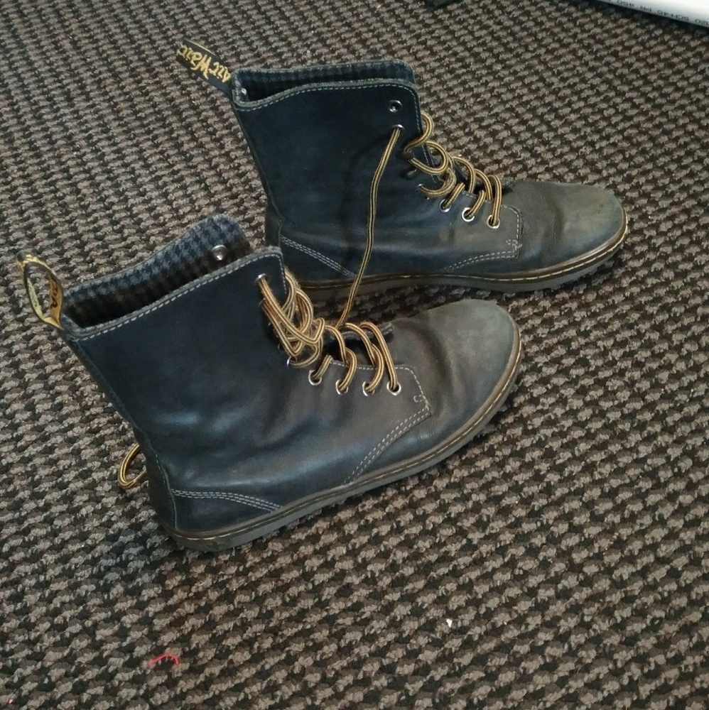 Size 7 Doc Martens Tehani Boots